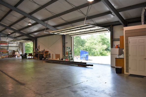 2404 Miller Ave, Crossville, TN 38555